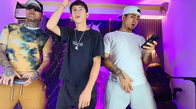 Show de Guys_To_Fuck_hot2 na webcam
