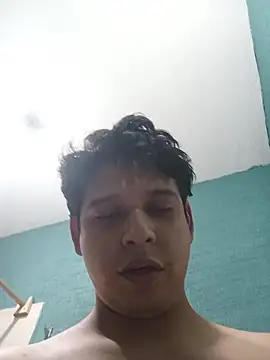 xaru_24 Webcam-Show