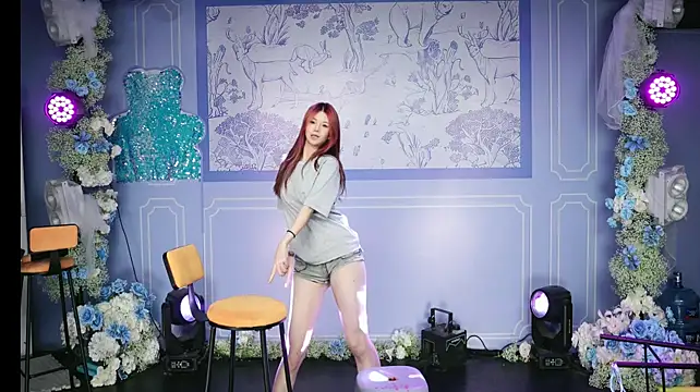 WD-Girl001 网络视讯表演