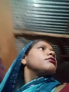 Pertunjukan Kamera Web Ravita_bahat