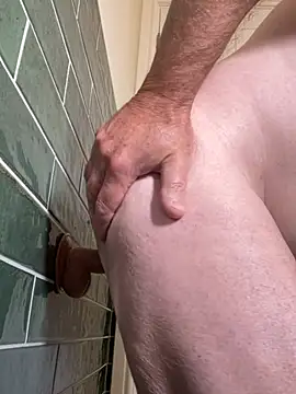 MiniatureCock – webcam-show