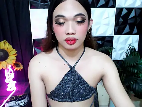 Sweetxxxkisha 在線直播表演