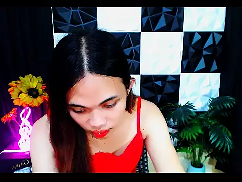 Sweetxxxkisha 网络视讯表演
