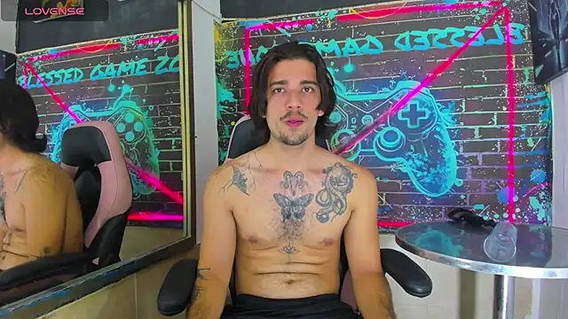 Lewis_rice1 webkamerás műsora