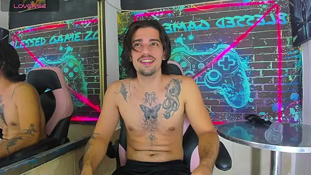 Lewis_rice1's Webcam Show