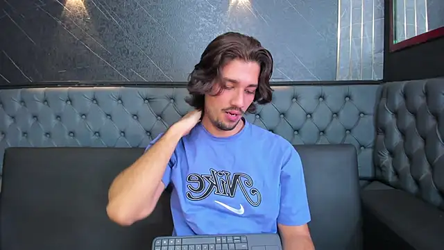 Webkamerová show Lewis_rice1