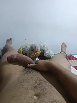 Webkamerová show XXXPAISITAHOT777