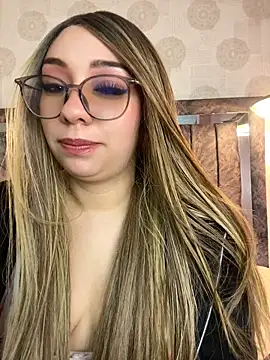 Show modela Baby_Angel15 na web-kameri
