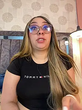 XXX chat uživo modela Baby_Angel15