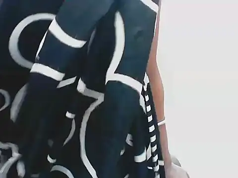 sexy__bby: διαδικτυακό σόου στην κάμερα