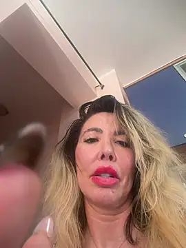 Show de Chloebellami na webcam