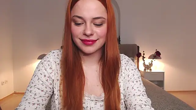 Show modela CopperQueen_ na web-kameri