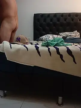 Elcontadorysusecretaria Show in webcam