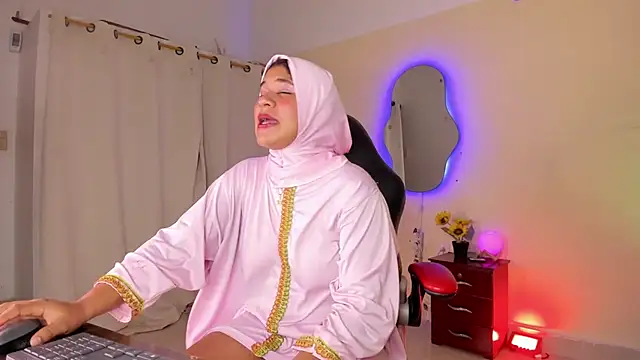 ShairaMassu Webcam show