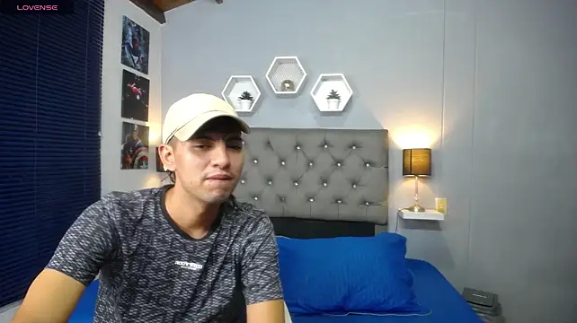 xxx_thesupercum_n Webbikameraesitys
