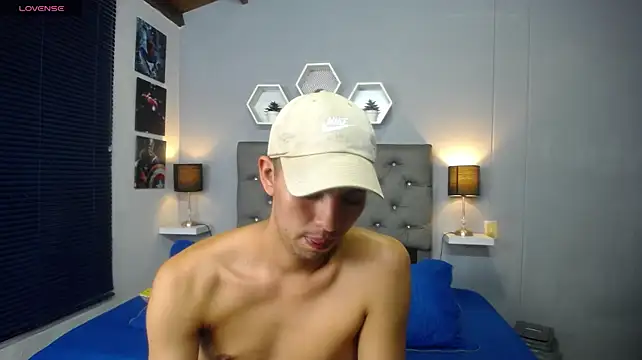 xxx_thesupercum_ Webcam-Show