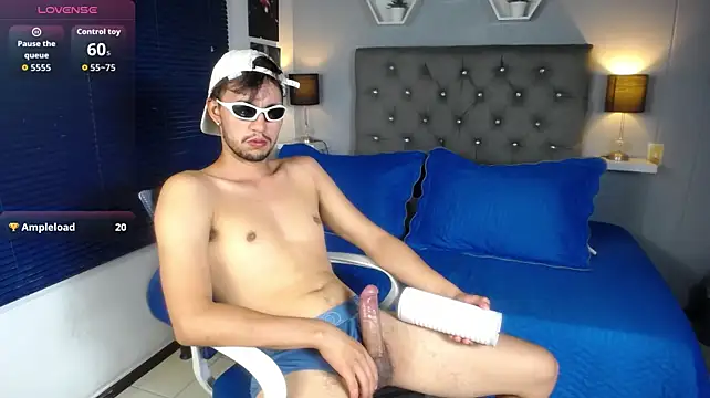 xxx_thesupercum_'s Webcam Show