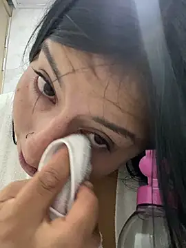 alina_voss Adlı Modelin Canlı XXX Sohbeti