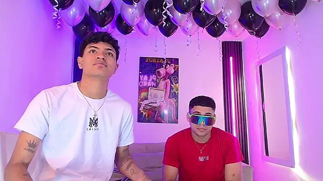 Show de GoldenDuoheat na webcam