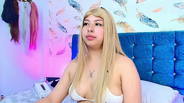 EvangelineMoonn Live XXX chat