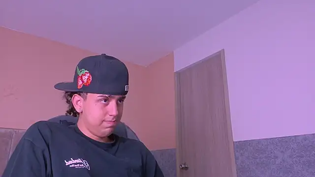 Twister_Lennox webcam show