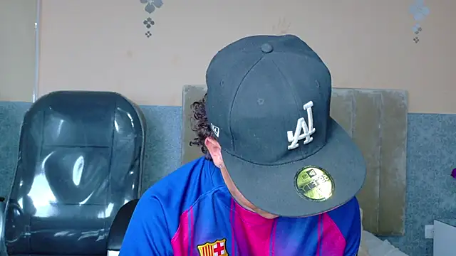 عرض كام Twister_Lennox