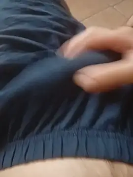 Pisellone9913 Webcam show