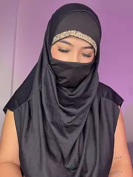 Tahiraaa_ Show Webcam