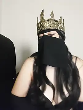 Milf-lolo Adlı Modelin Web Kamerası Şovu