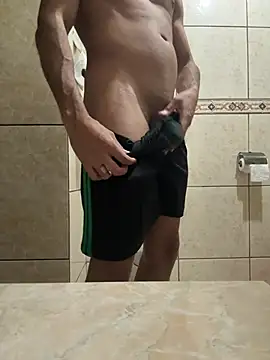 Pokazy przed kamerką – Pedro777_j
