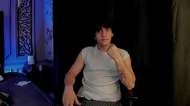 adrian_black86306 webcam show