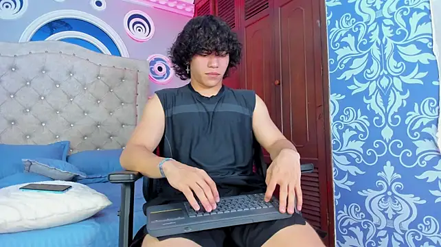 Show webcam de adrian_black86306