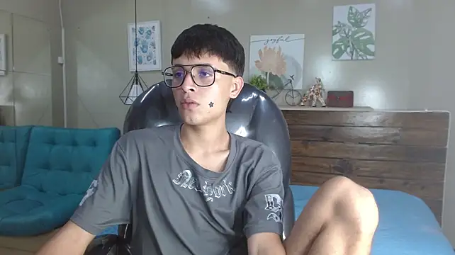Zayn_carter Show in webcam