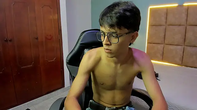 Zayn_carter's Webcam Show