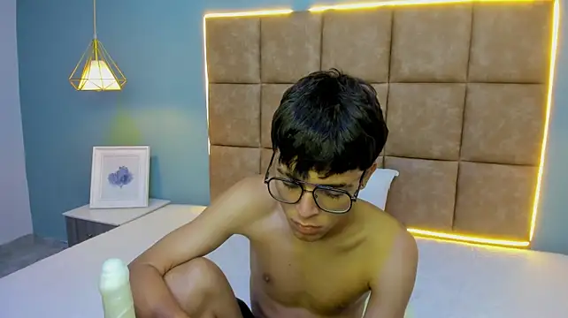 Pertunjukan Kamera Web Zayn_carter