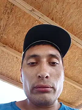 Pertunjukan Kamera Web BeenRuben