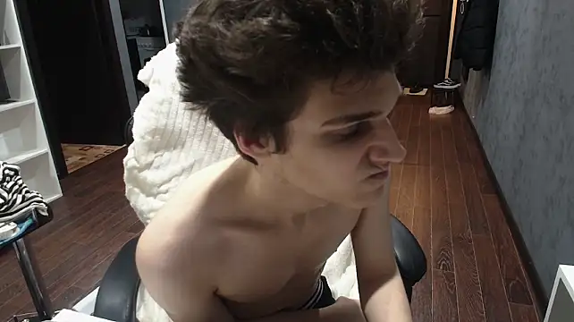 PeachTreee's Webcam Show