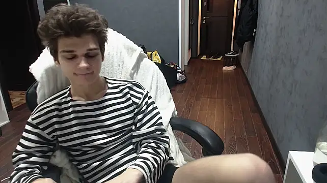 PeachTreee Webcam Show