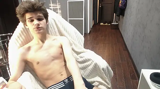 PeachTreee webcam show