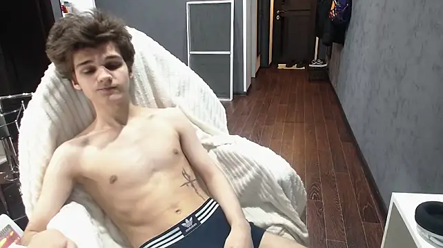 PeachTreee Webcam show