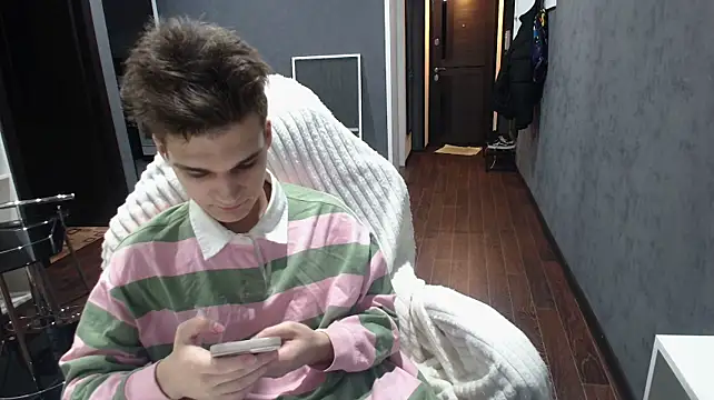PeachTreee's Webcam Show