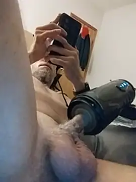 הופעת וובקאם של LonelyDucky369