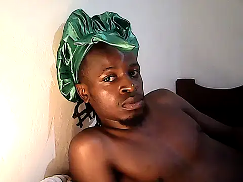 Hotkid126 Show in webcam