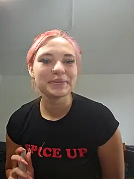 MaddieBaddieee webcam show