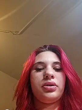 XXX chat uživo modela MaddieBaddieee