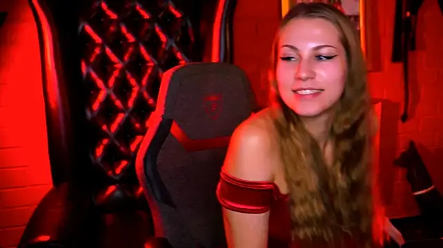 Chat +18 de EvelinaSolt ao vivo