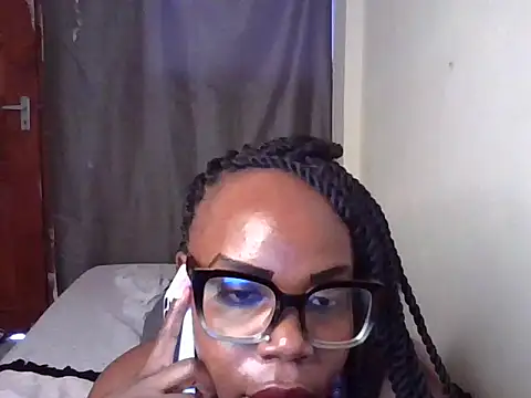 Živý XXX chat Newbird69