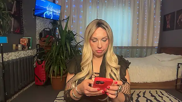 CherryFlamme's Webcam Show