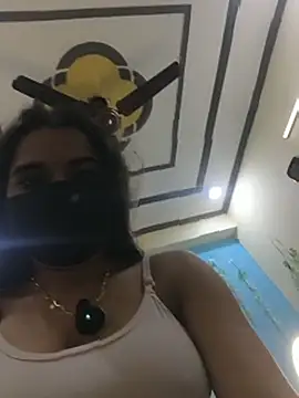 hoty_sitra – webcam-show
