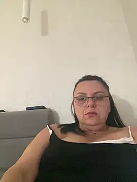 Show modela Vanillaecho7632 na web-kameri